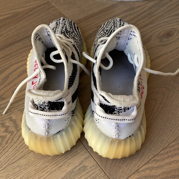 adidas Yeezy Boost 350 v2 Zebra ***REPLICA*** - Picture 4 of 5